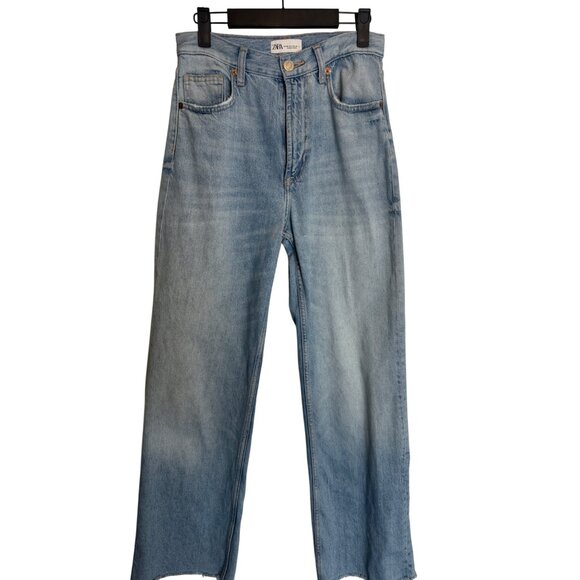 2/$30 ZARA Size 4 Light Blue Denim Jeans Frayed Hem - Picture 1 of 16